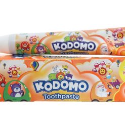kem danh rang cho be kodomo cam 45g 2 700x467 1
